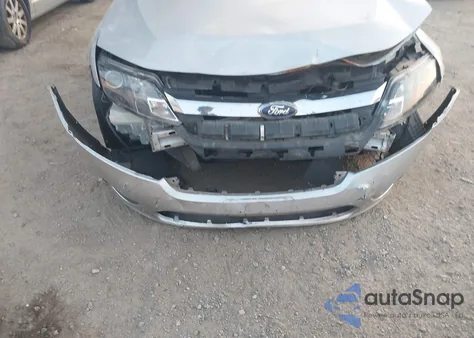 2010 Ford Fusion Se z USA, uszkodzony, nr VIN 3FAHP0HAXAR332143